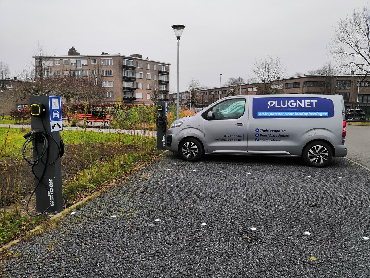 Laadpaal verplicht school